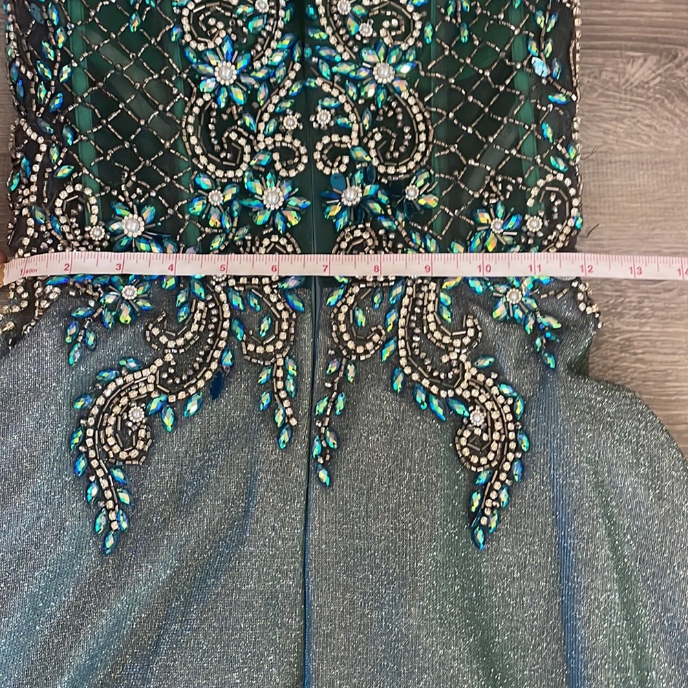 Panoply Boutique iridescent ball gown formal prom dress - Picture 9 of 13
